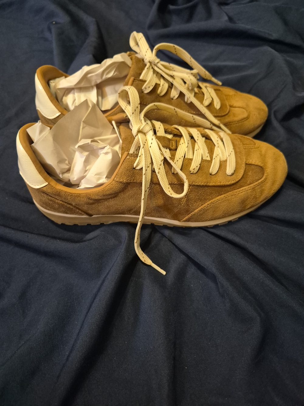 Madden Girl Size 7.5 Tan Shoes
